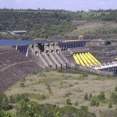 Serviços de automação de equipamentos de hidrelétricas